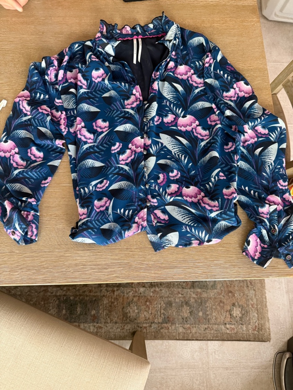 Ladies Anthropologie blouse. Like new condition.